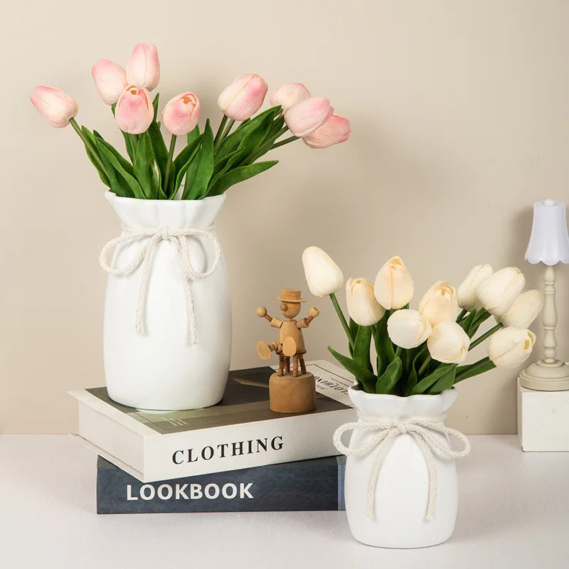 Tulipova Vase