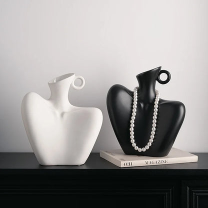 Corpus Vase