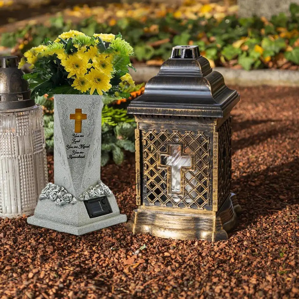 The Remembrance Vase