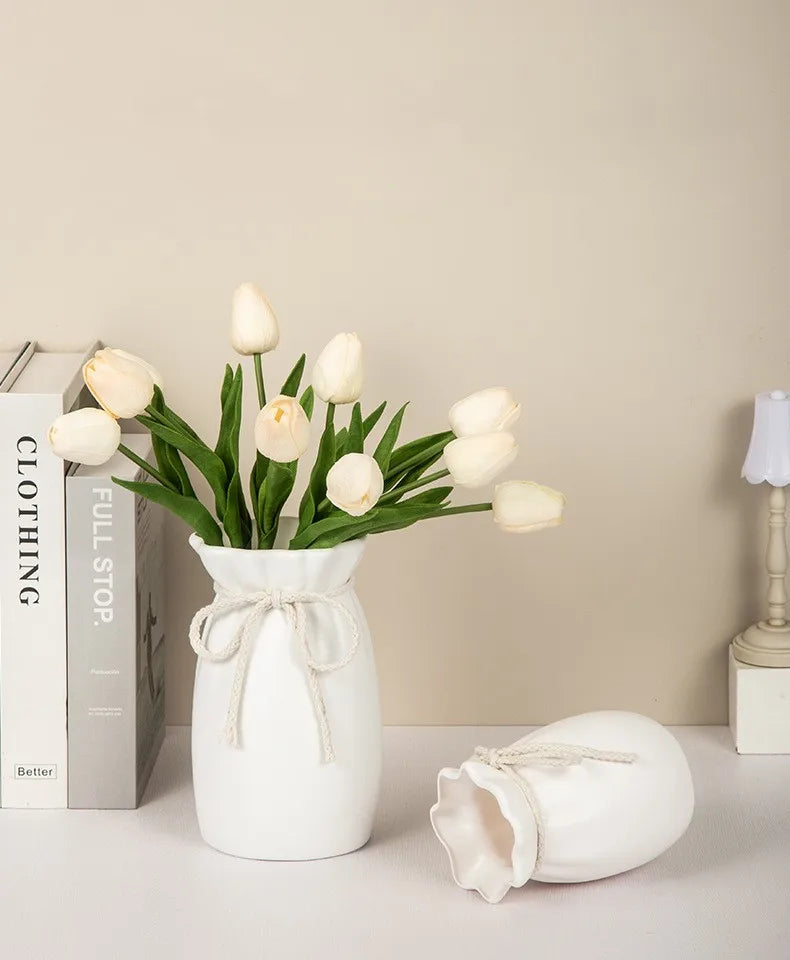 Tulipova Vase
