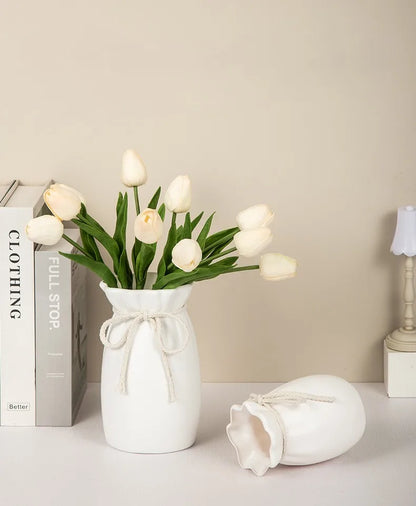 Tulipova Vase