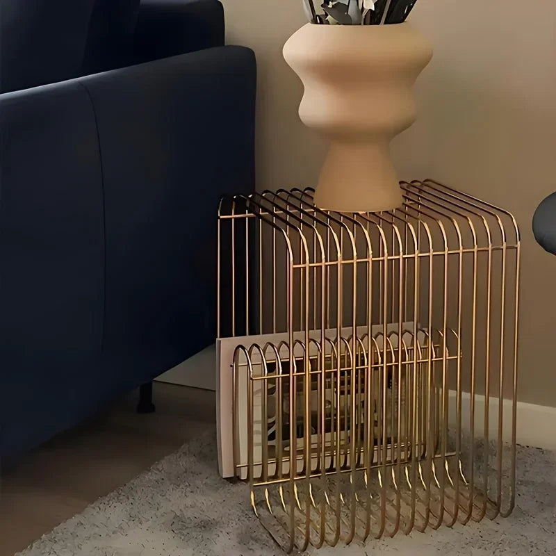 Still Space Table