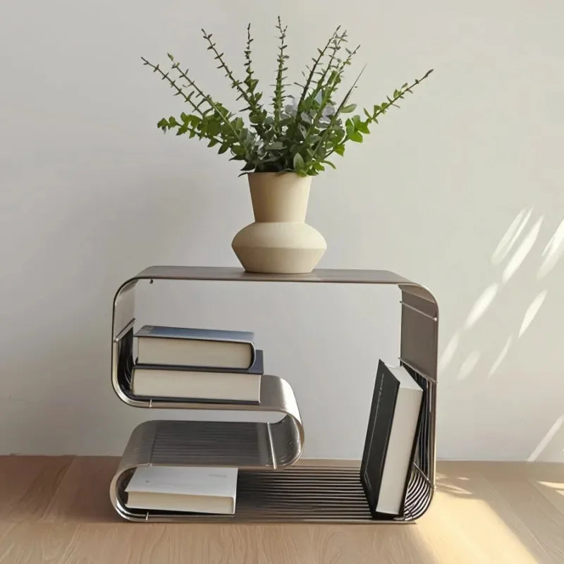 Still Space Table